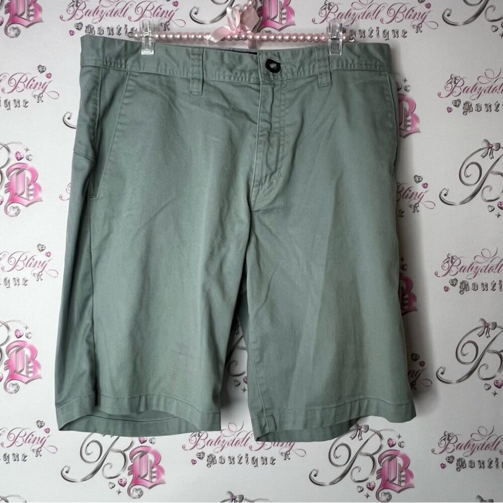 Volcom shorts green army cargo Men's Green Shorts